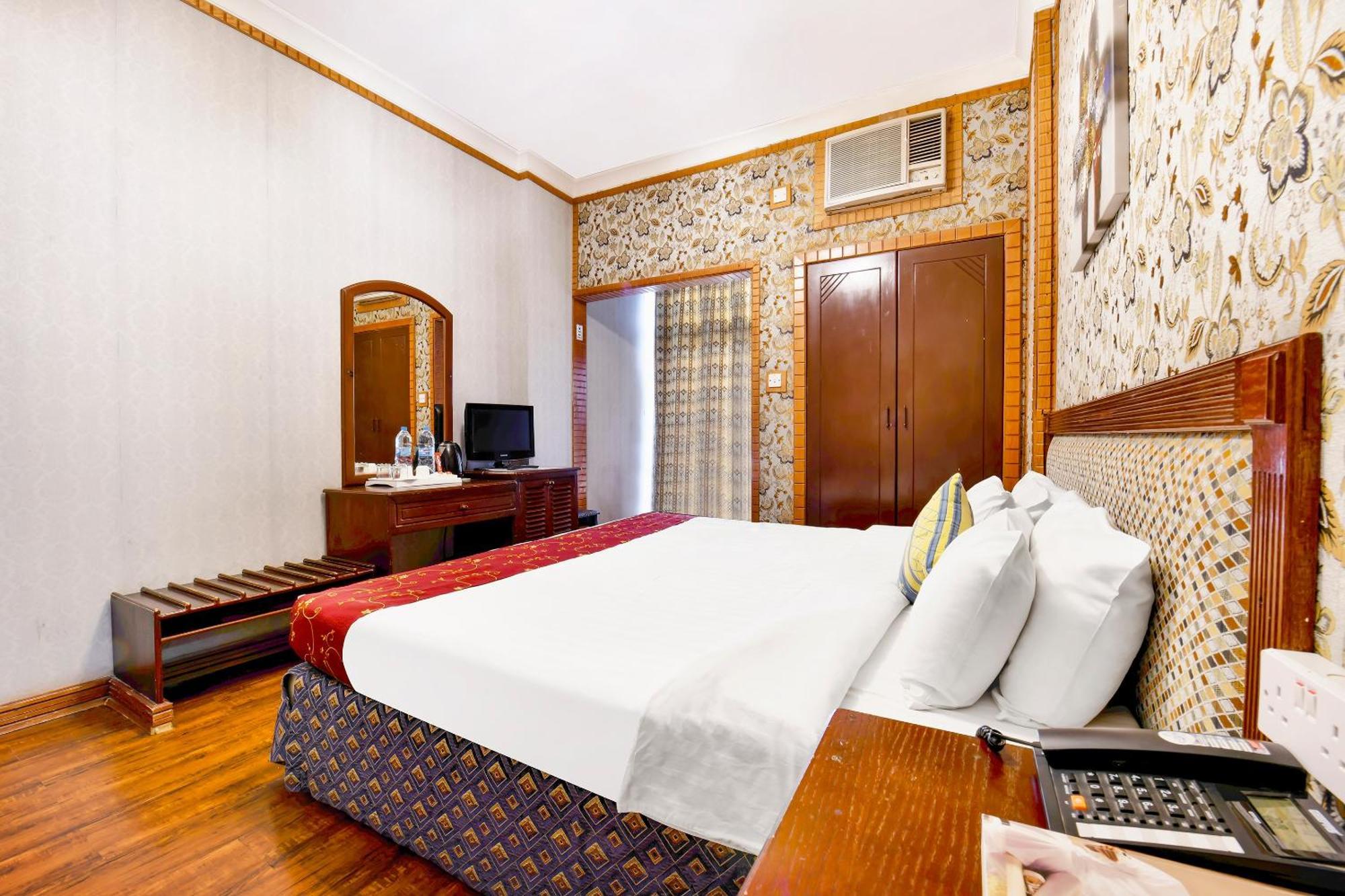 Capital O 125 Moon Plaza Hotel Манама Екстер'єр фото